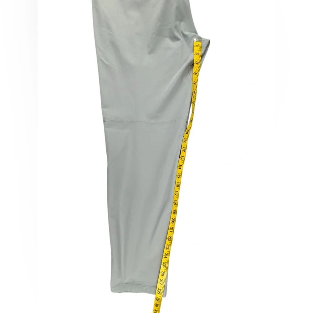Lululemon- Commission Pant Slim- Color/Carbon Dust- 34- Like New!!‎